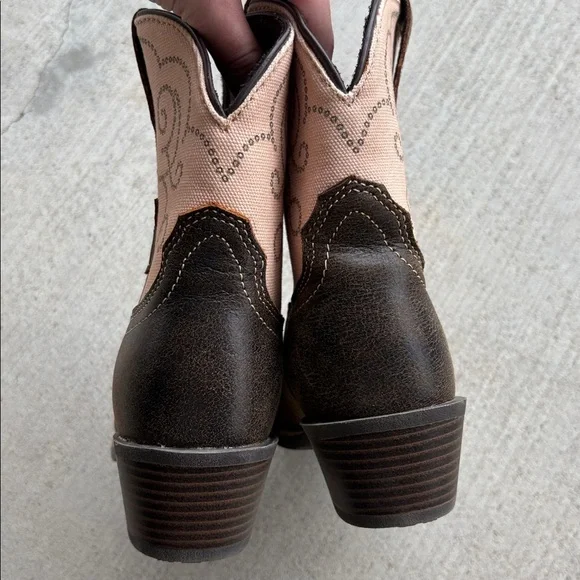 NEW Justin Boots 6” Chellie Quake Boot in Brown Cream Women’s 8B - Picture 8 of 9